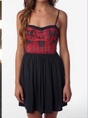 Staring at Stars Size 12 Black Red Aztec Embroidered Spaghetti Strap Mini Dress